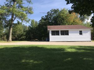 Lakeview Cottage 3 exterior